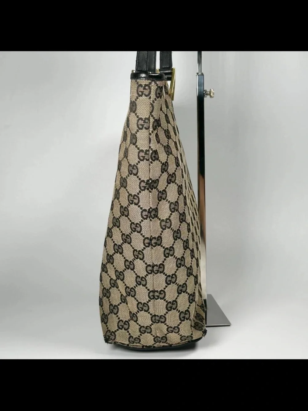 Gucci Monogram Canvas Tote Bag in Beige/Black